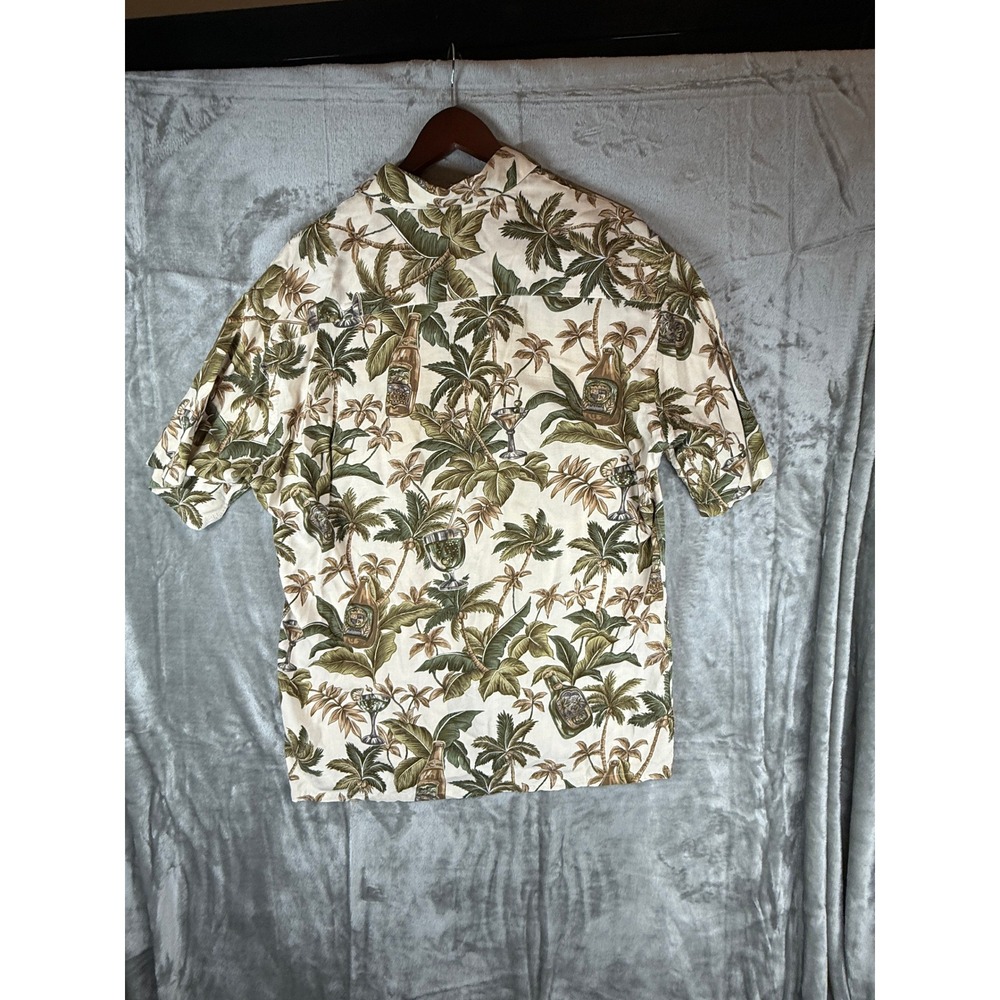 Caribbean Joe Mens Medium Floral Palm Tropical Rayon Button Down Camp Shirt - Picture 8 of 13